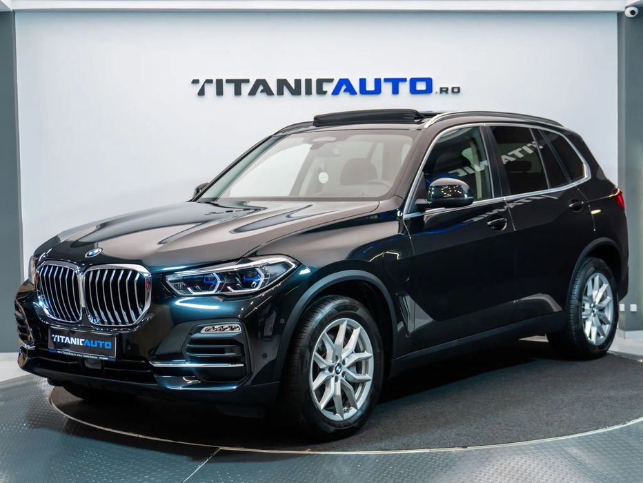 BMW X5 BMW X5 xDrive 45e • 2021 • Hybrid Plug-In • 394 CP • Laser Light •