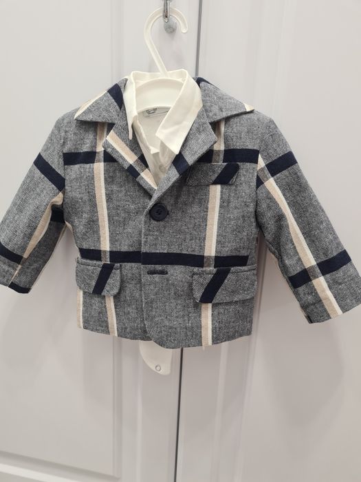 Costum bebe 0-3 luni