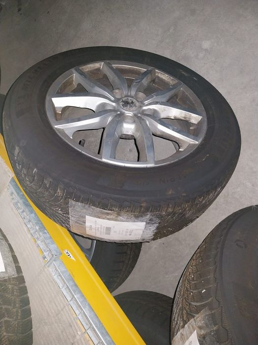 Roti Touareg 18 cauciucuri de iarna