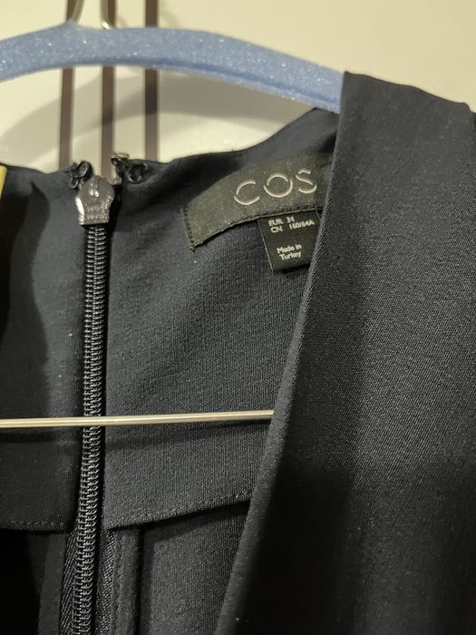 Salopeta COS mar.S din lana fina si subtire, impecabila, ca noua