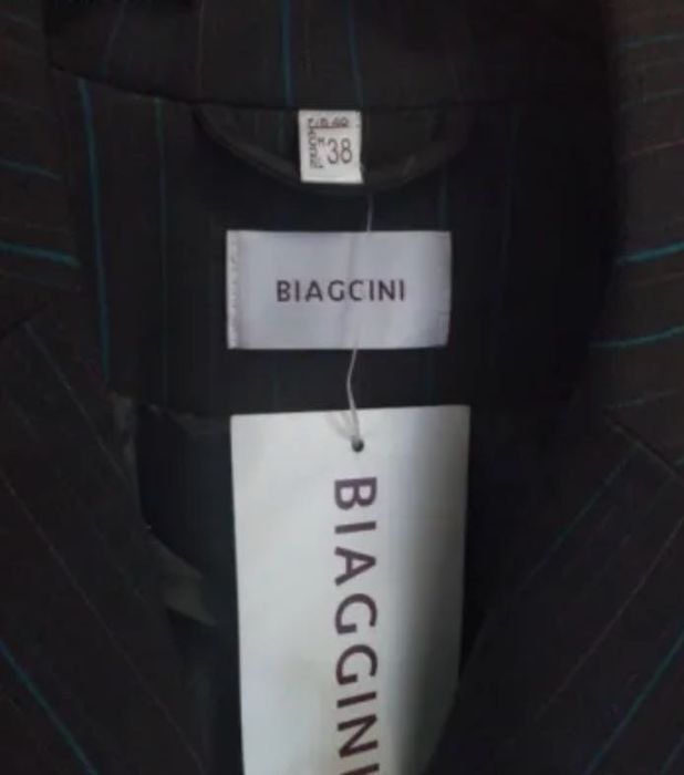 Дамско сако BIAGGINI