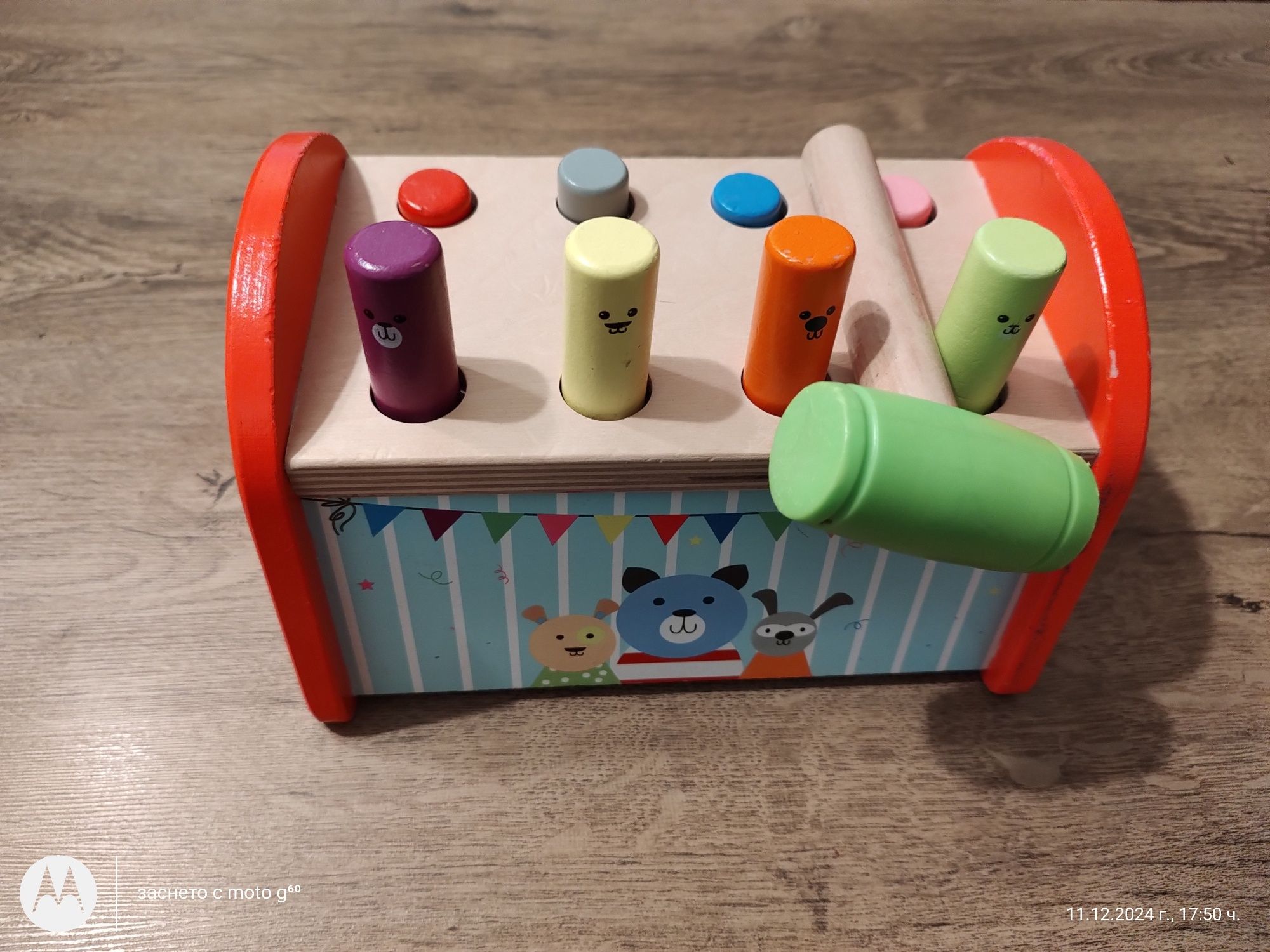 Дървена играчка с чукче ( коледна играчка)