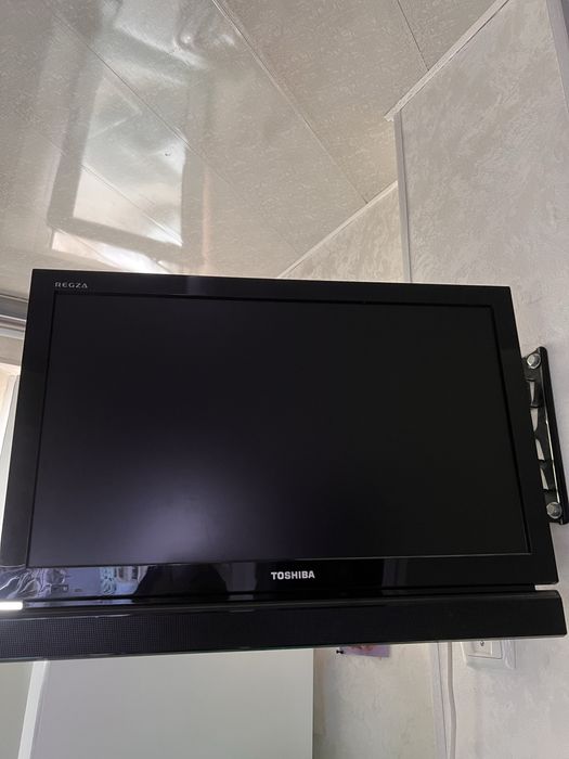 Телевизор TOSHIBA  24. б/у