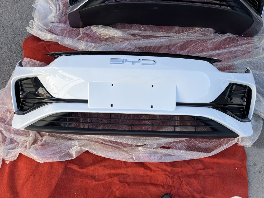 Передний сборный бампер BYD E2