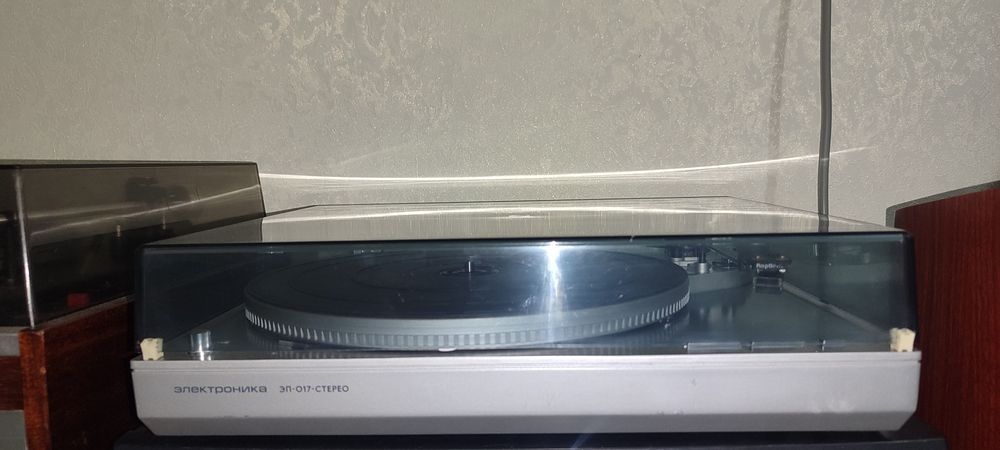 Проигрыватель электроника Эп -017.