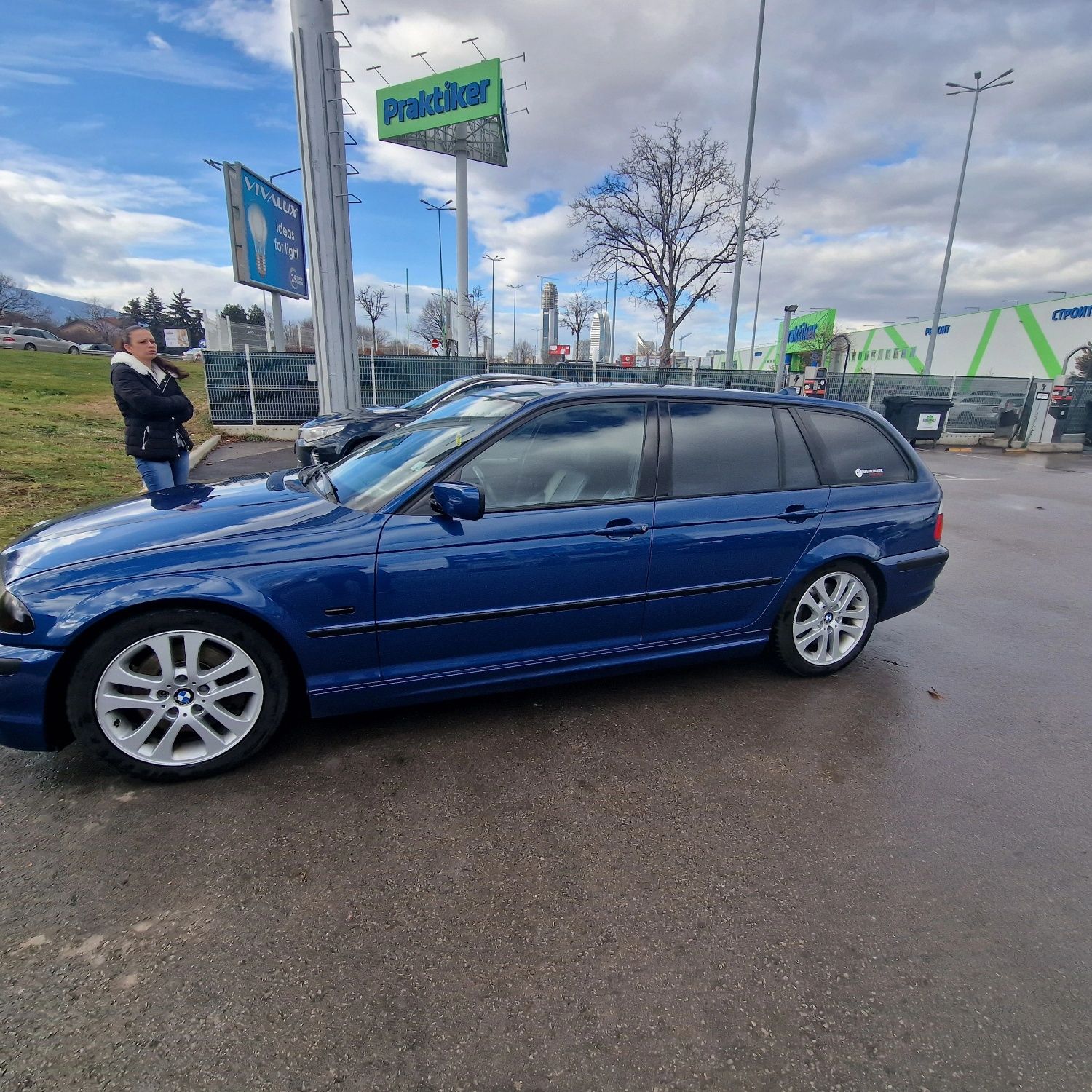 BMW 330 задно ,газ ,автомат