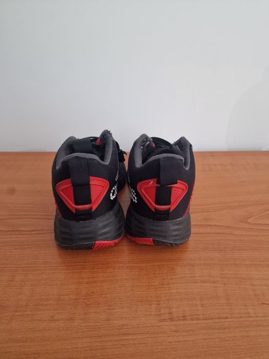 Маратонки Adidas 34н
