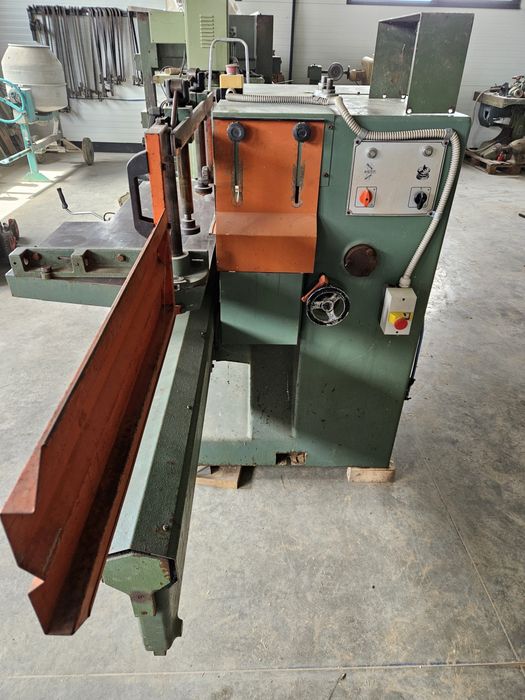 Masina de cepuit cu 4 capete