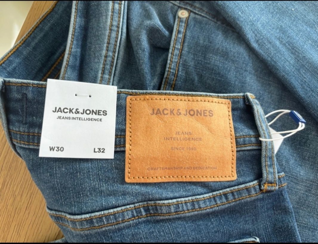 Blugi bărbați Jack&Jones noi cu eticheta