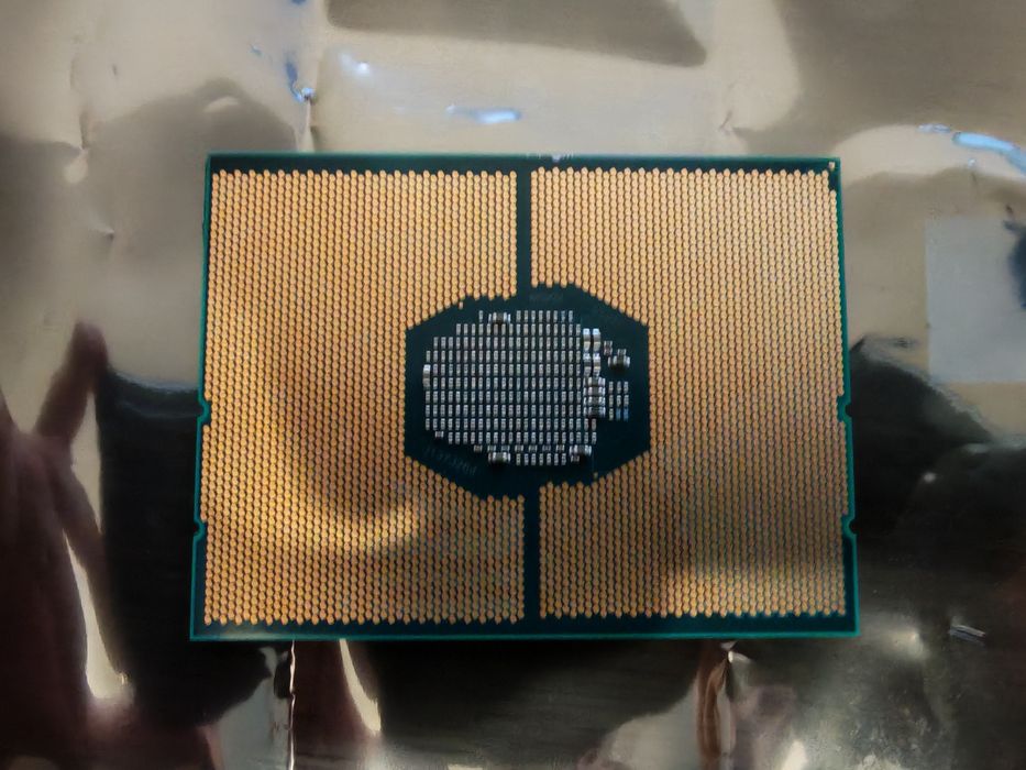 Procesor server Intel Xeon Silver 4208, 8 nuclee, 16 thread-uri,