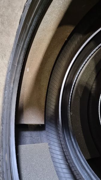 235/45/19 PIRELLI 4бр