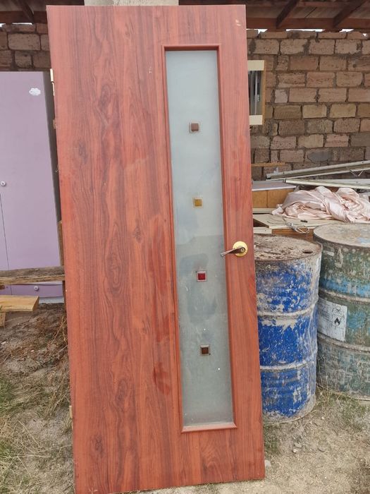 Продам двери межкомнатные