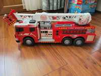 Jucărie mașina de pompieri