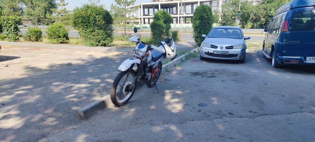 Мотоцикл xamaha xt225 serow