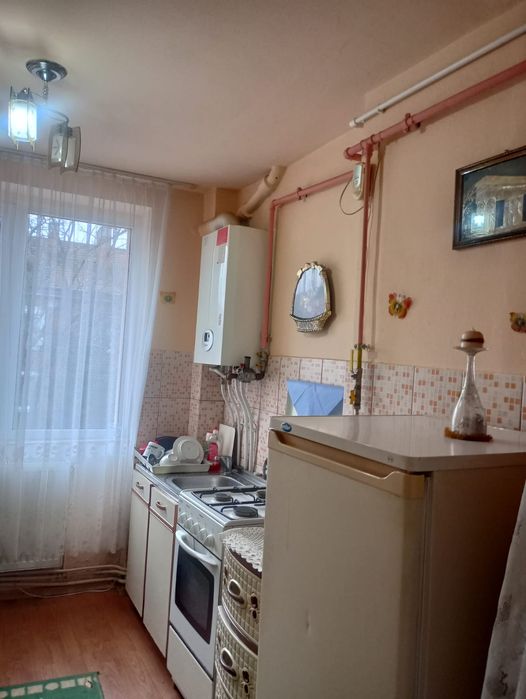 Vând apartament cu 2 camere