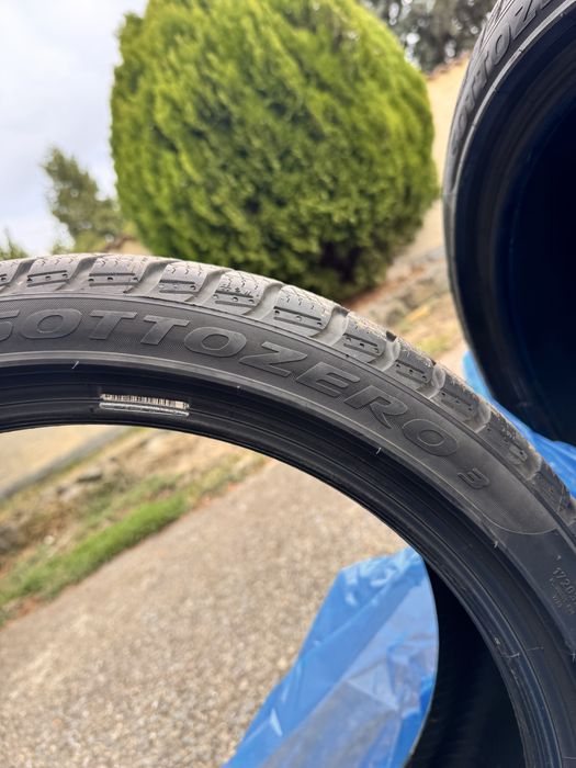 Зимни гуми 225 40 18 Pirelli Sottozero