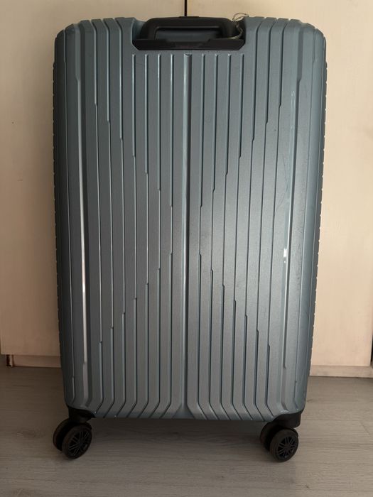 Голям куфар за чекиран багаж 23кг, 70-50-30см