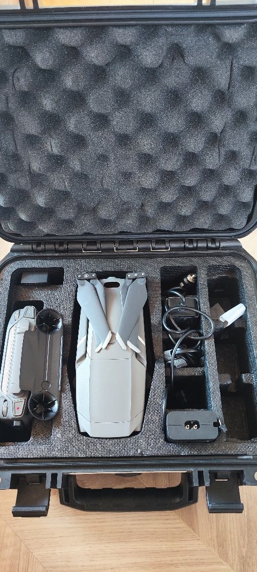 Dji Mavic 2 Pro + зарядно за кола