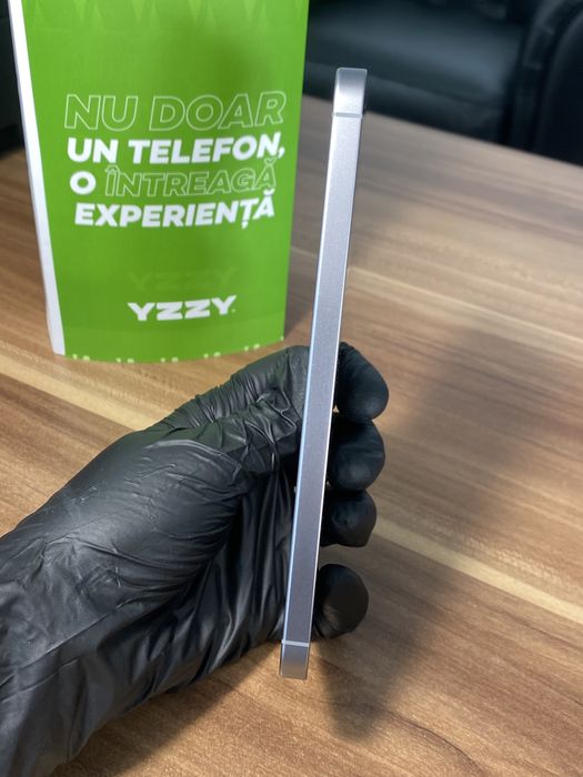 Samsung Galaxy s25 plus • 256 GB • Silver Shadow