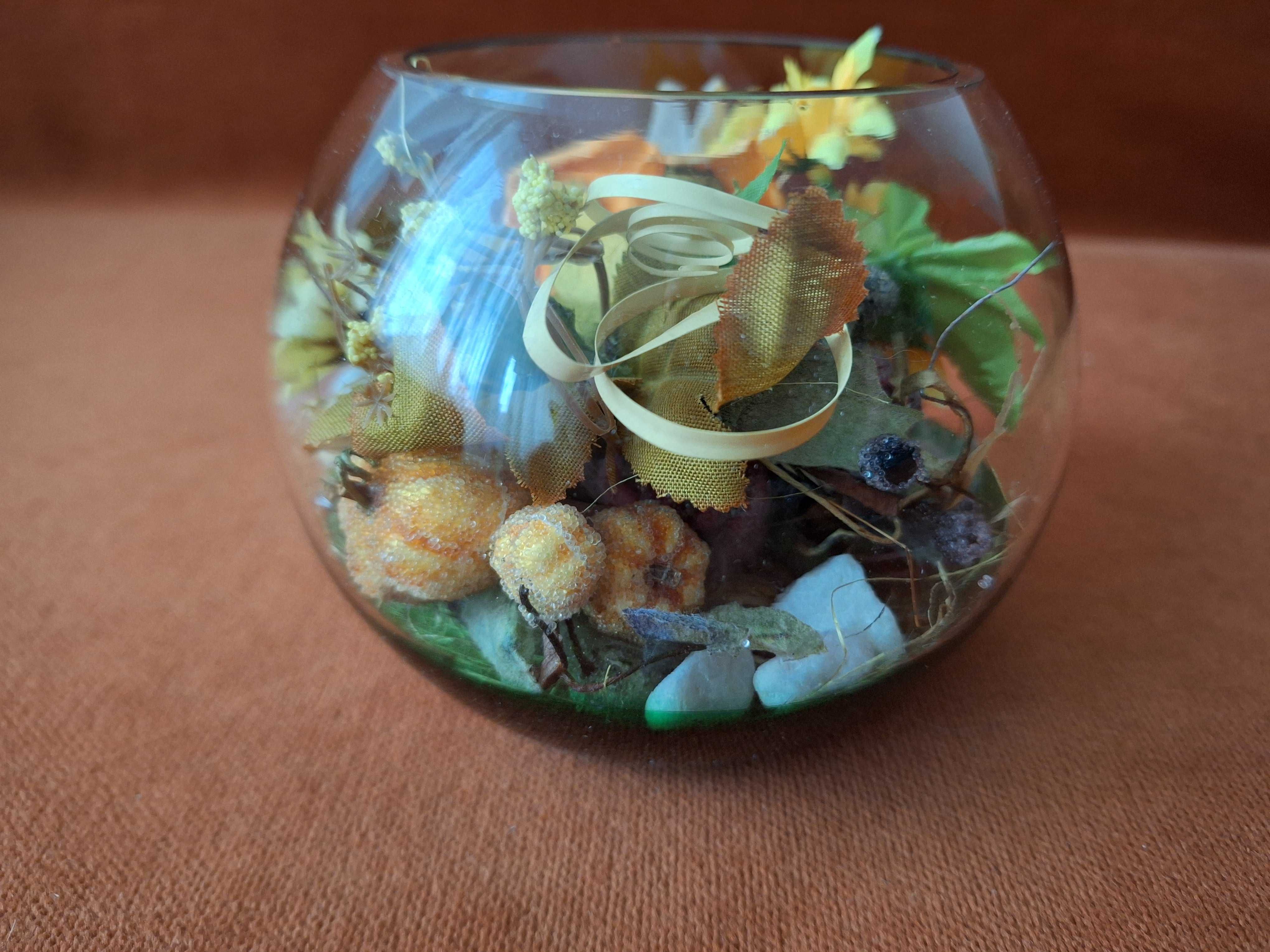 Vechi - Bol confectionat din sticla - Decor