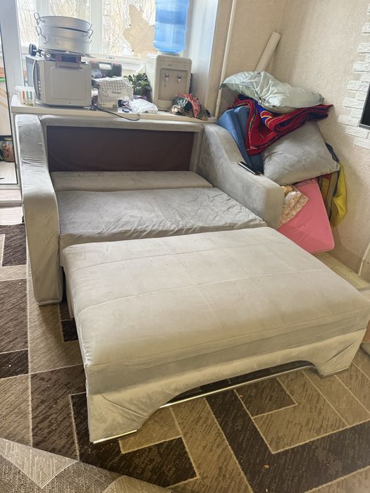 Продам диван в отличном состоянии