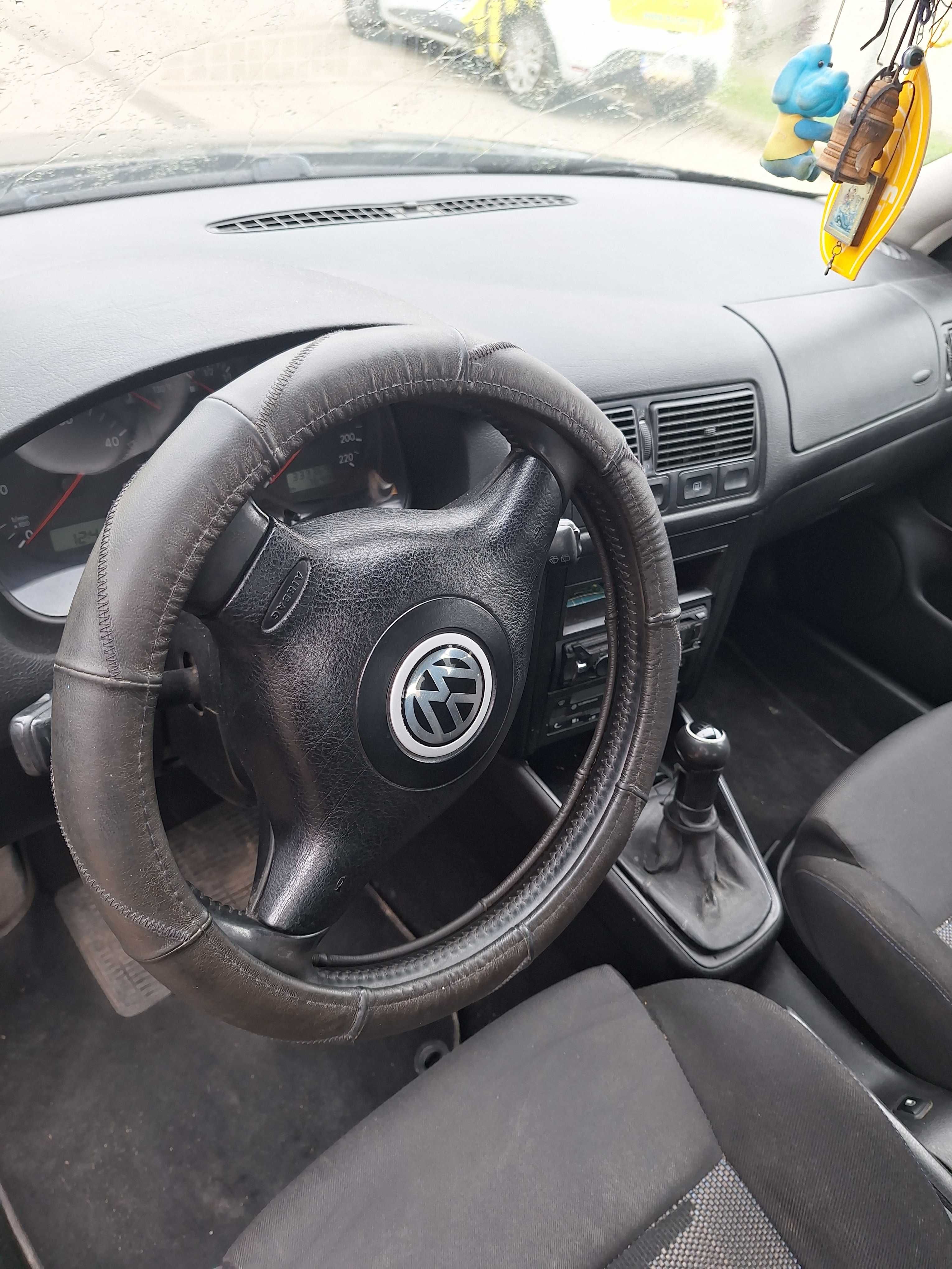 VW Golf 4 отлично състояние