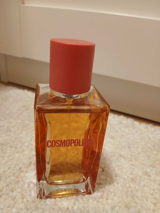 Apa de parfum Cosmopolitan 50 ml