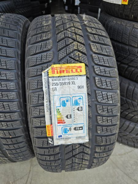 255/35/19//225/40/19 PIRELLI
