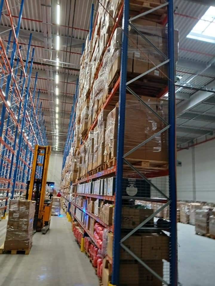 Rafturi metalice industriale