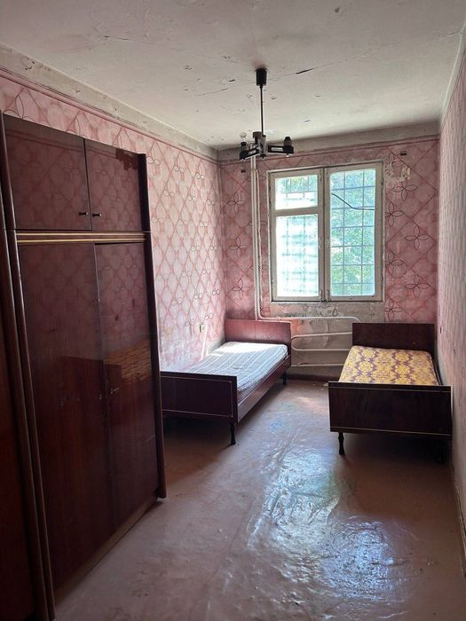 Продаётся 2/2/4 на мв.Феруза