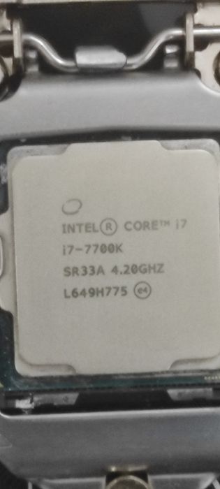 Intel i 7700k и дъно Asus Prime Z270-K