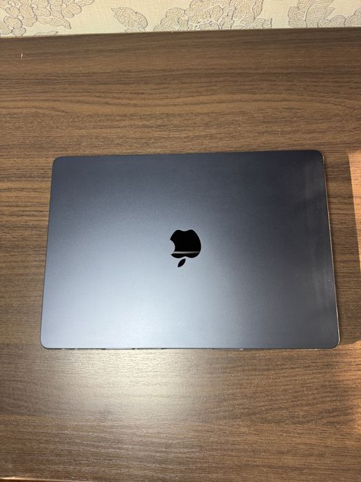 MacBook Air 15” M2 (2023) • Состояние нового • 96% аккумулятор