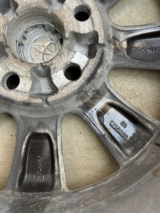 Оригинални джанти Тойота корола версо