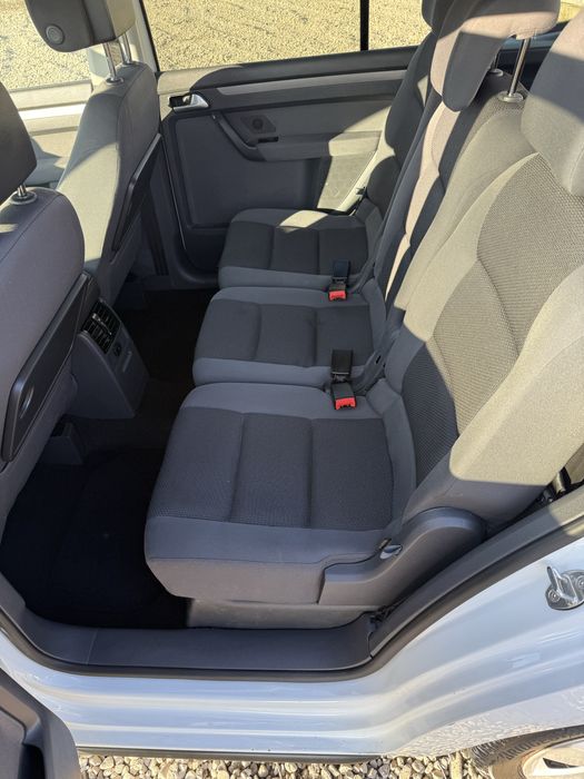 VW Touran 7 locuri