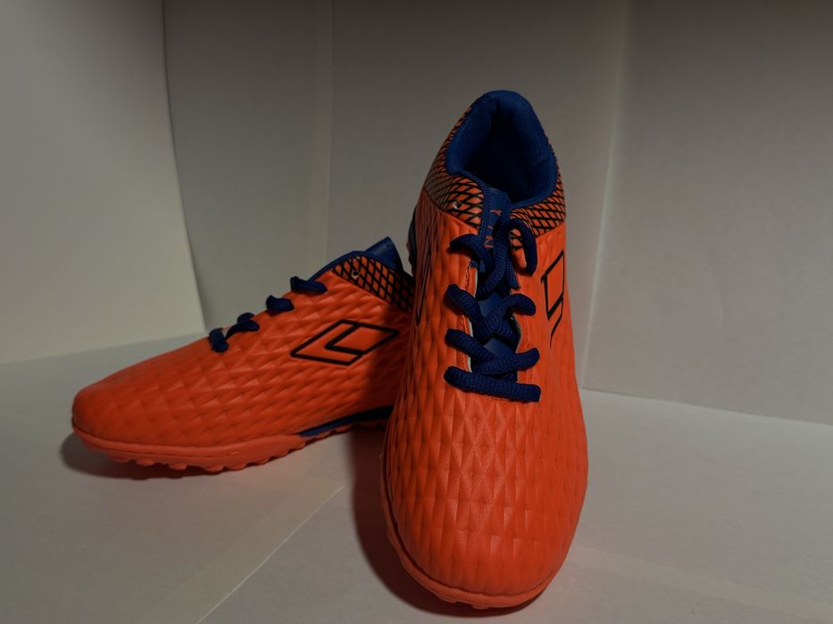 Сороконожки для футбола на газоне