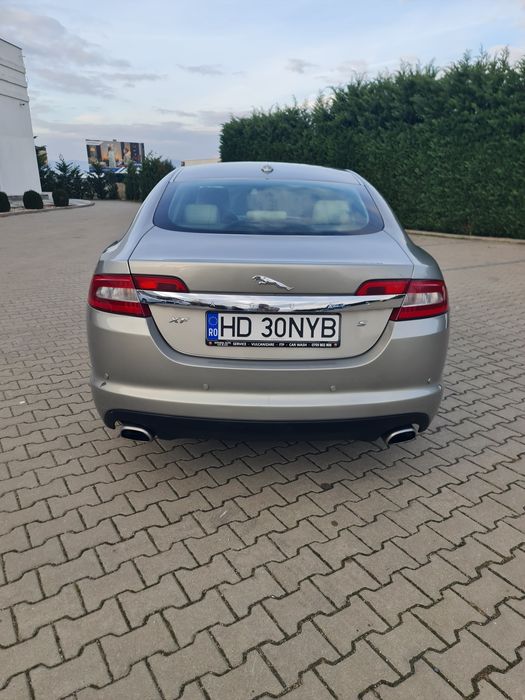 Vind sau schimb jaguar xf 2011 motor 3.0 diesel 275 de cai euro 5