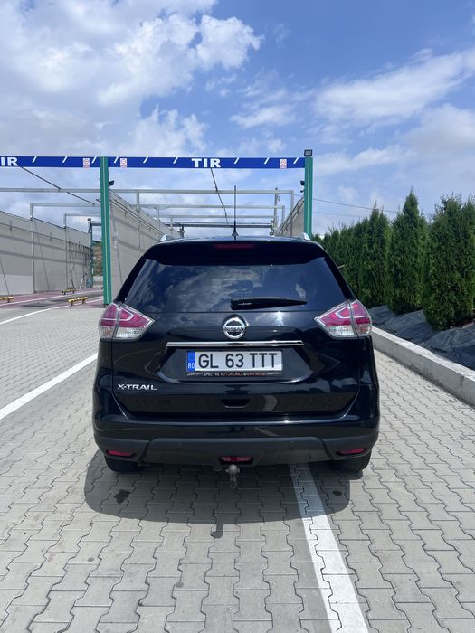 Nissan X-trail Tekna 1.6 DCI Manuala persoana fizica