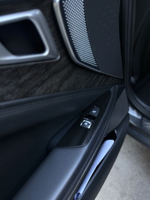 Kia K8 Noblesse Black Edition