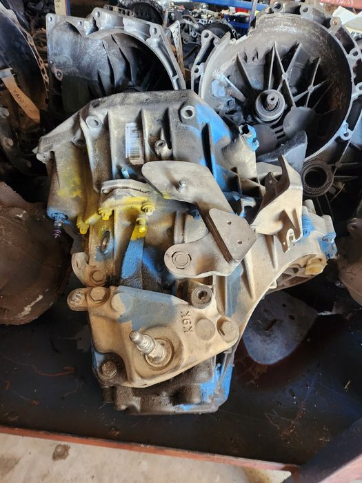Vând cutia viteze renault  megan motor1.5 dci si 1.6 benzina