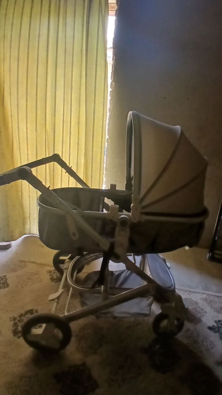 Каляска с сумкой