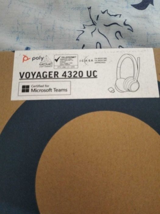 Casti Plantronics Voyager 4320 UC, USB-A si C, Negru