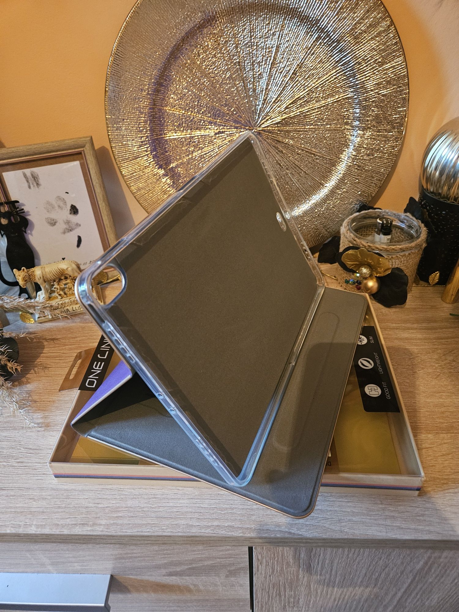 Протектор за  IPad Pro 11 2018 лилав