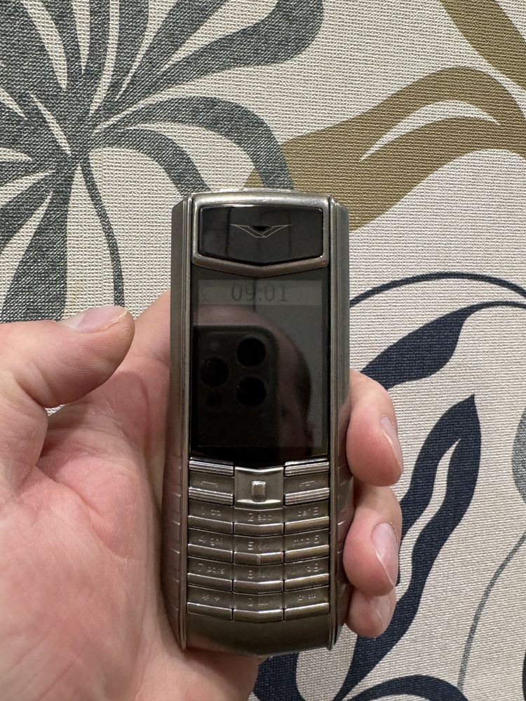 Продам Vertu Ascent Ti оригинал
