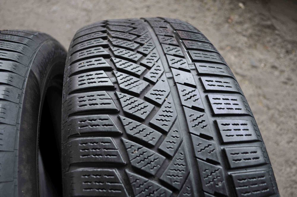 SET 2 Anvelope Iarna 235/55 R19 CONTINENTAL WinterContact TS850P