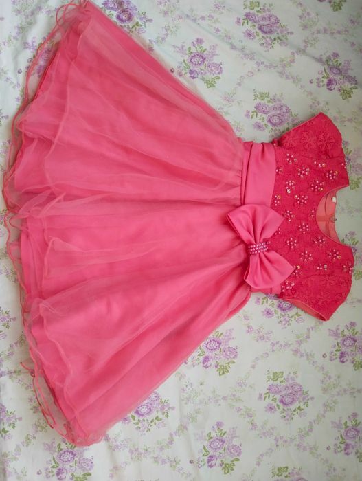 Продам платье на девочку