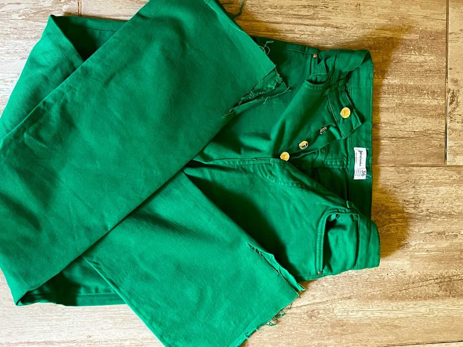 Pantaloni din denim subtire Stradivarius
