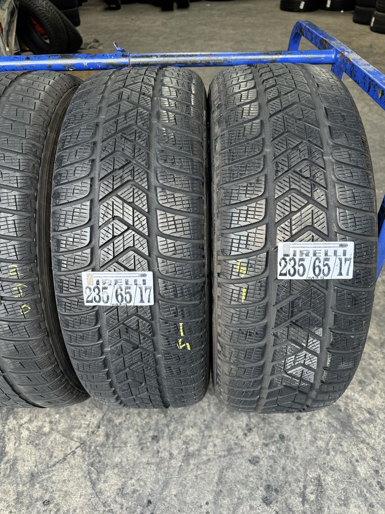 235/65/17 Pirelli M+S