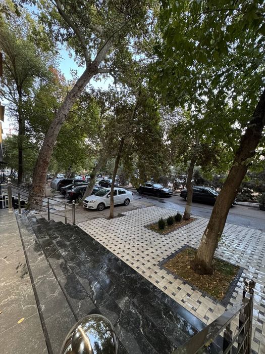 Metro Novza /Hamza/ 100m2 nejiloy har qanday besnes uchun arendaga ber