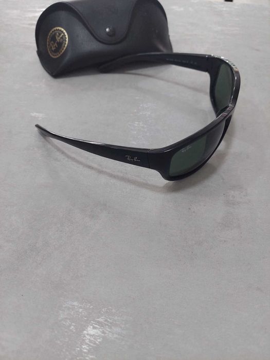 Мъжки слънчеви очила RAY-BAN RB4300