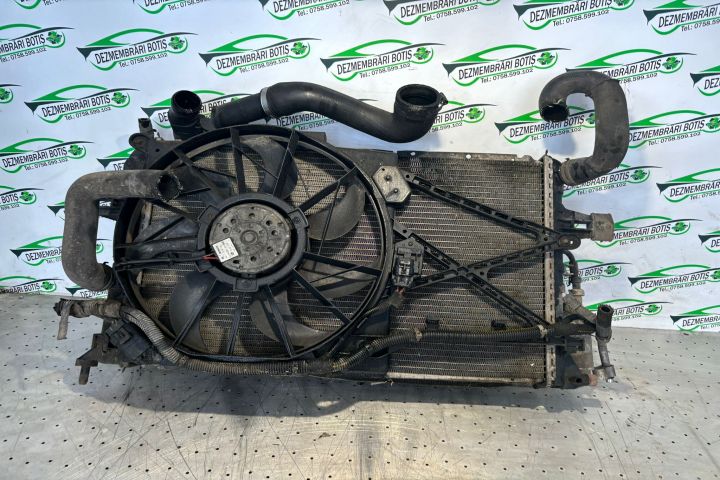 Radiator apa racire motor Opel Astra H